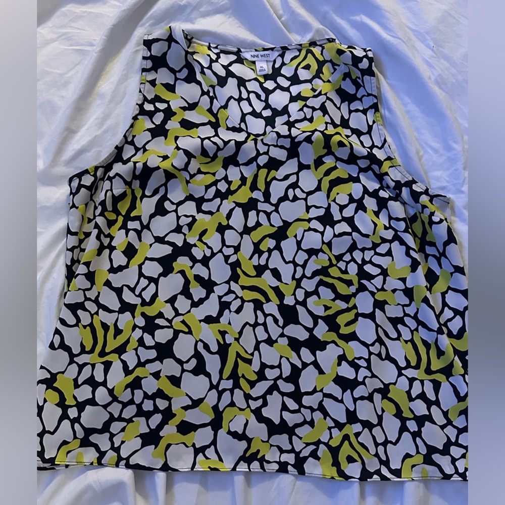 Women’s Blouse